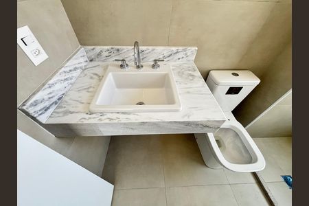 Apartamento à venda com 84m², 2 quartos e 2 vagas Apartamento à venda com 84m², 2 quartos e 2 vagasSuíte 1