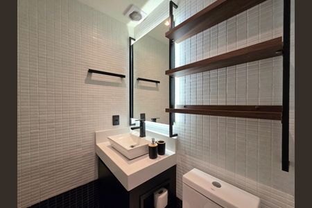 Studio para alugar com 23m², 1 quarto e sem vaga Studio para alugar com 23m², 1 quarto e sem vagaBanheiro social
