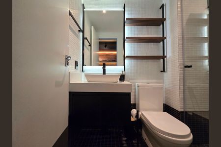Studio para alugar com 23m², 1 quarto e sem vaga Studio para alugar com 23m², 1 quarto e sem vagaBanheiro social