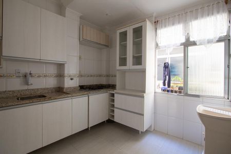 Apartamento à venda com 66m², 3 quartos e sem vagaCozinha e Área de Serviço