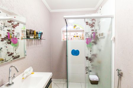 Casa à venda com 300m², 3 quartos e 6 vagasBanheiro da Suíte 2