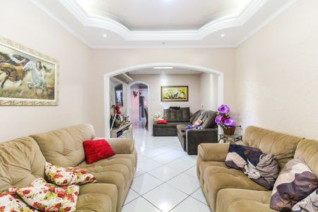 Casa à venda com 300m², 3 quartos e 6 vagasSala