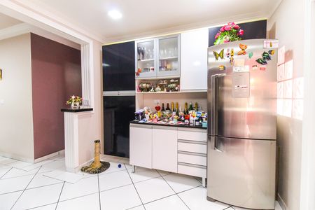 Casa à venda com 300m², 3 quartos e 6 vagasCopa e Cozinha