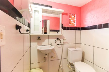 Casa à venda com 300m², 3 quartos e 6 vagasBanheiro de Serviço