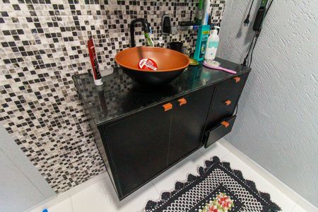 Casa à venda com 300m², 3 quartos e 6 vagasBanheiro da Suíte 1