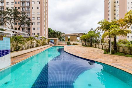 Apartamento para alugar com 50m², 2 quartos e 1 vaga Apartamento para alugar com 50m², 2 quartos e 1 vagaÁrea comum - Piscina