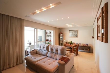 Apartamento à venda com 110m², 3 quartos e 2 vagas Apartamento à venda com 110m², 3 quartos e 2 vagasSala