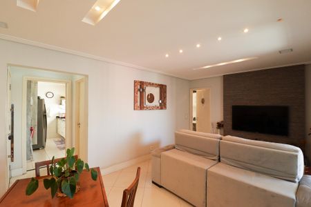 Apartamento à venda com 110m², 3 quartos e 2 vagas Apartamento à venda com 110m², 3 quartos e 2 vagasSala