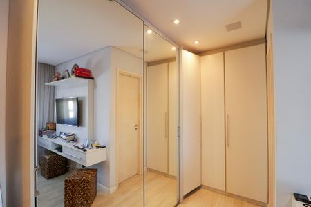 Apartamento à venda com 110m², 3 quartos e 2 vagas Apartamento à venda com 110m², 3 quartos e 2 vagasSuíte