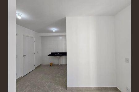 Sala  de apartamento para alugar com 2 quartos, 44m² em Picanço, Guarulhos