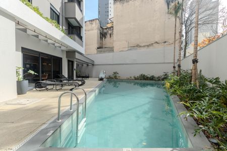 Apartamento para alugar com 26m², 1 quarto e sem vaga Apartamento para alugar com 26m², 1 quarto e sem vagaÁrea comum - Piscina