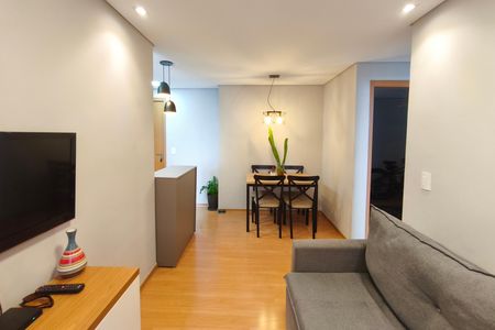 Sala de apartamento à venda com 2 quartos, 42m² em Villa Garden, Campinas