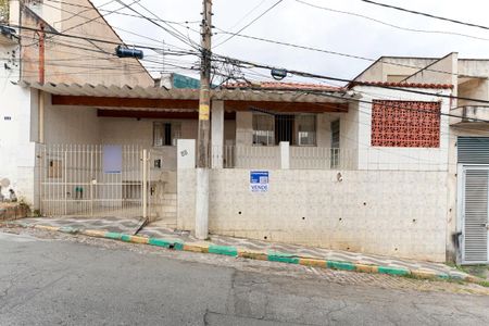 Casa à venda com 190m², 3 quartos e 1 vaga Casa à venda com 190m², 3 quartos e 1 vagaFachada + plaquinha