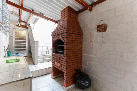 Casa à venda com 190m², 3 quartos e 1 vaga Casa à venda com 190m², 3 quartos e 1 vagaQuintal e área de lazer