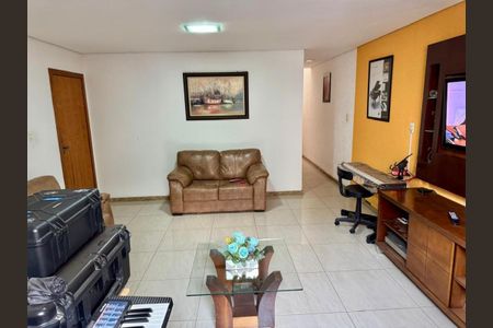 Casa à venda com 3 quartos, 109m² em Ana Lúcia, Belo Horizonte