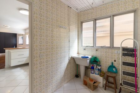 Apartamento para alugar com 108m², 2 quartos e 1 vagaÁrea de Serviço