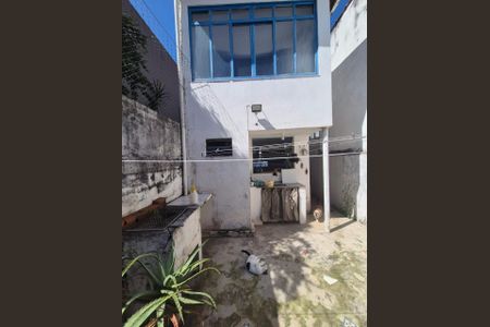 Casa à venda com 92m², 2 quartos e sem vaga Casa à venda com 92m², 2 quartos e sem vagaquintal