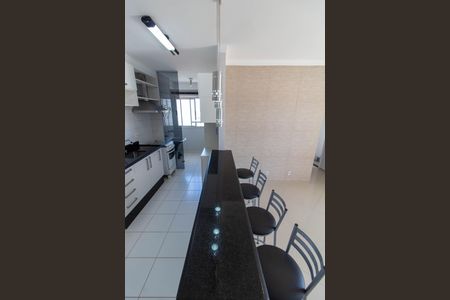 Apartamento para alugar com 70m², 3 quartos e 2 vagasCOZINHA
