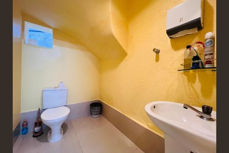 Banheiro de casa à venda com 4 quartos, 410m² em Penha de França, São Paulo