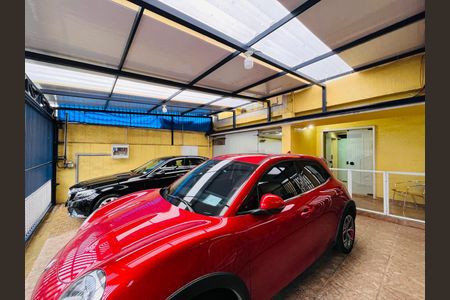 Garagem de casa à venda com 4 quartos, 410m² em Penha de França, São Paulo