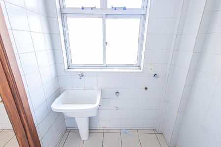Apartamento para alugar com 116m², 3 quartos e 1 vagaarea de serviço