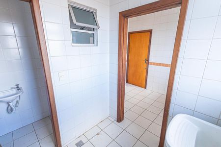 Apartamento para alugar com 116m², 3 quartos e 1 vagaarea de serviço