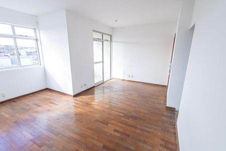 sala de apartamento para alugar com 3 quartos, 116m² em Vila Cloris, Belo Horizonte