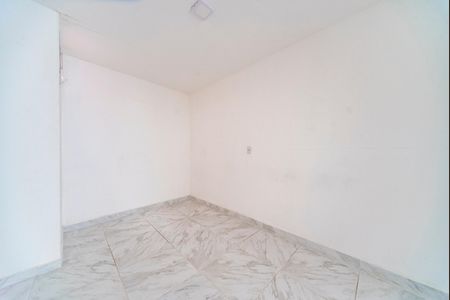 Quarto de kitnet/studio para alugar com 1 quarto, 35m² em Jardim Bom Pastor, Santo André