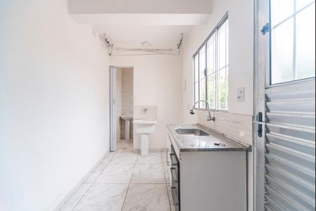 Studio para alugar com 35m², 1 quarto e sem vaga Studio para alugar com 35m², 1 quarto e sem vagaCozinha e Área de Serviço