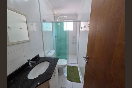 Apartamento para alugar com 97m², 2 quartos e 1 vaga Apartamento para alugar com 97m², 2 quartos e 1 vagaBanheiro da Suíte 1