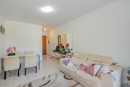 Sala de apartamento à venda com 1 quarto, 61m² em Petrópolis, Porto Alegre