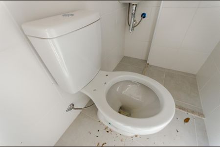 Apartamento para alugar com 242m², 4 quartos e 2 vagas Apartamento para alugar com 242m², 4 quartos e 2 vagasBanheiro 2