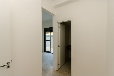 Apartamento para alugar com 242m², 4 quartos e 2 vagas Apartamento para alugar com 242m², 4 quartos e 2 vagasSuíte