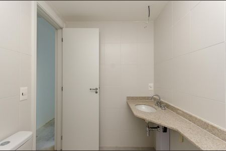 Apartamento para alugar com 242m², 4 quartos e 2 vagas Apartamento para alugar com 242m², 4 quartos e 2 vagasSuíte - Banheiro