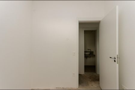 Apartamento para alugar com 242m², 4 quartos e 2 vagas Apartamento para alugar com 242m², 4 quartos e 2 vagasQuarto 1