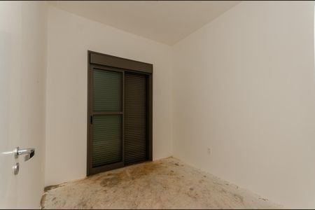 Apartamento à venda com 242m², 4 quartos e 2 vagas Apartamento à venda com 242m², 4 quartos e 2 vagasQuarto 3