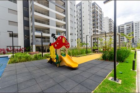 Apartamento à venda com 242m², 4 quartos e 2 vagas Apartamento à venda com 242m², 4 quartos e 2 vagasÁrea comum - Playground