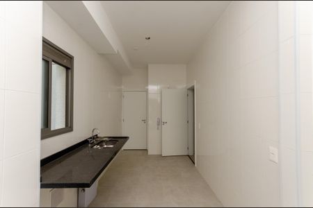Apartamento à venda com 242m², 4 quartos e 2 vagas Apartamento à venda com 242m², 4 quartos e 2 vagasCozinha
