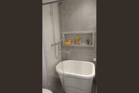 Apartamento à venda com 97m², 3 quartos e 1 vagaBanheiro 