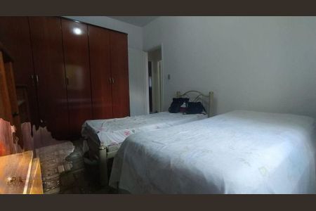 Casa à venda com 250m², 4 quartos e 4 vagas