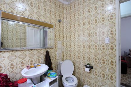Casa à venda com 86m², 2 quartos e 2 vagas Casa à venda com 86m², 2 quartos e 2 vagasBanheiro