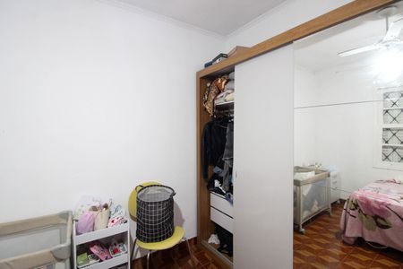 Casa à venda com 86m², 2 quartos e 2 vagas Casa à venda com 86m², 2 quartos e 2 vagasQuarto 2