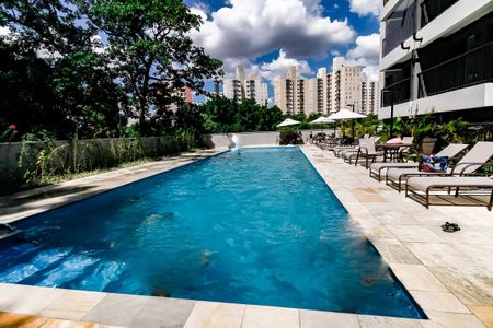 Apartamento para alugar com 36m², 2 quartos e 1 vaga Apartamento para alugar com 36m², 2 quartos e 1 vagaÁrea comum - Piscina