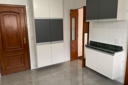 Apartamento para alugar com 100m², 2 quartos e 1 vaga Apartamento para alugar com 100m², 2 quartos e 1 vagaCozinha