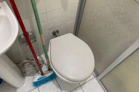 Apartamento para alugar com 100m², 2 quartos e 1 vaga Apartamento para alugar com 100m², 2 quartos e 1 vagaBanheiro de serviço