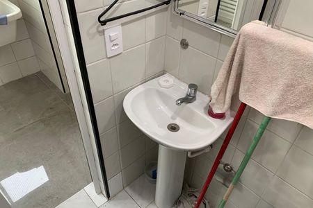 Apartamento para alugar com 100m², 2 quartos e 1 vaga Apartamento para alugar com 100m², 2 quartos e 1 vagaBanheiro de serviço