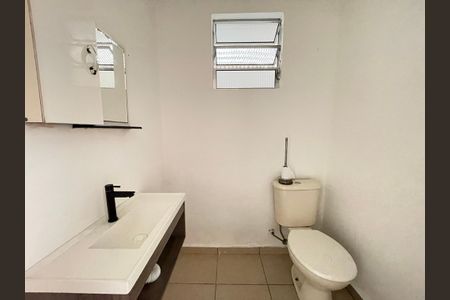 Casa para alugar com 100m², 2 quartos e 1 vagaLavabo