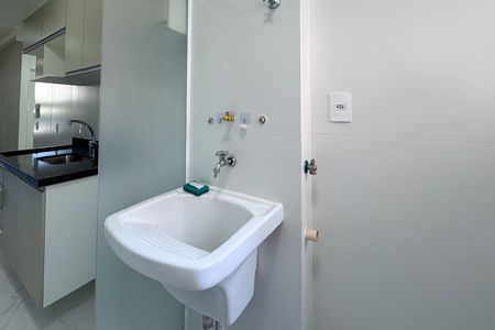 Apartamento à venda com 53m², 2 quartos e 1 vaga Apartamento à venda com 53m², 2 quartos e 1 vagaÁrea de Serviço
