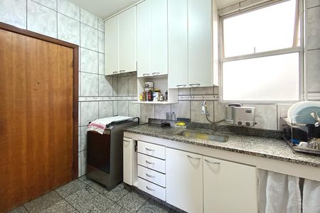 Apartamento à venda com 88m², 3 quartos e 2 vagas Apartamento à venda com 88m², 3 quartos e 2 vagasCozinha