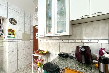 Apartamento à venda com 88m², 3 quartos e 2 vagas Apartamento à venda com 88m², 3 quartos e 2 vagasCozinha